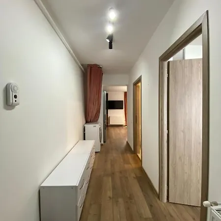 Luxury House Apartment *